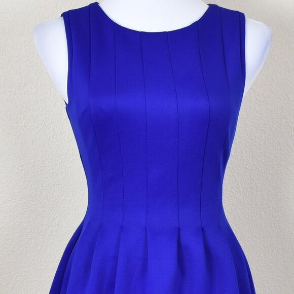 Vince Camuto Scuba Fit and Flare Dress - 0 - Picture 2 of 7